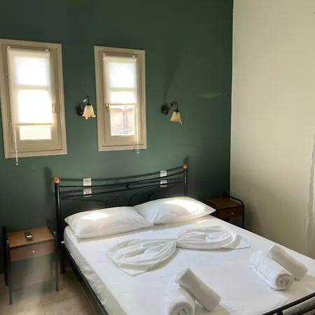 Gasthuis Kanarinia Kala Nera