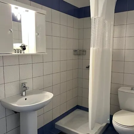 Kanarinia Gasthuis 3*
